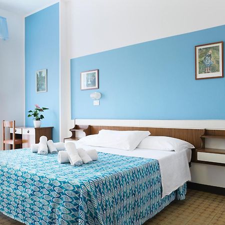 Hotel Cheri 리미니 외부 사진