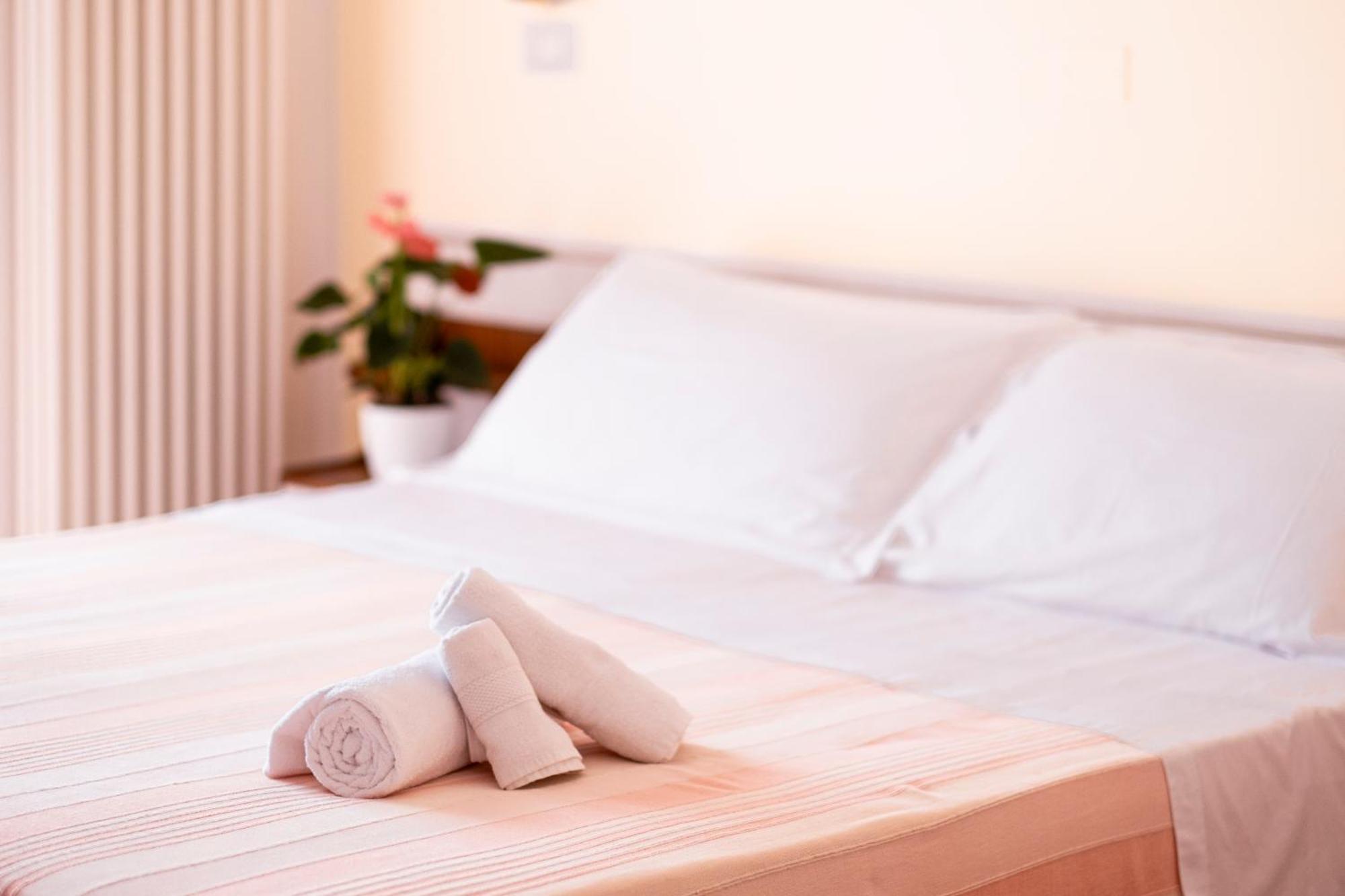 Hotel Cheri 리미니 외부 사진