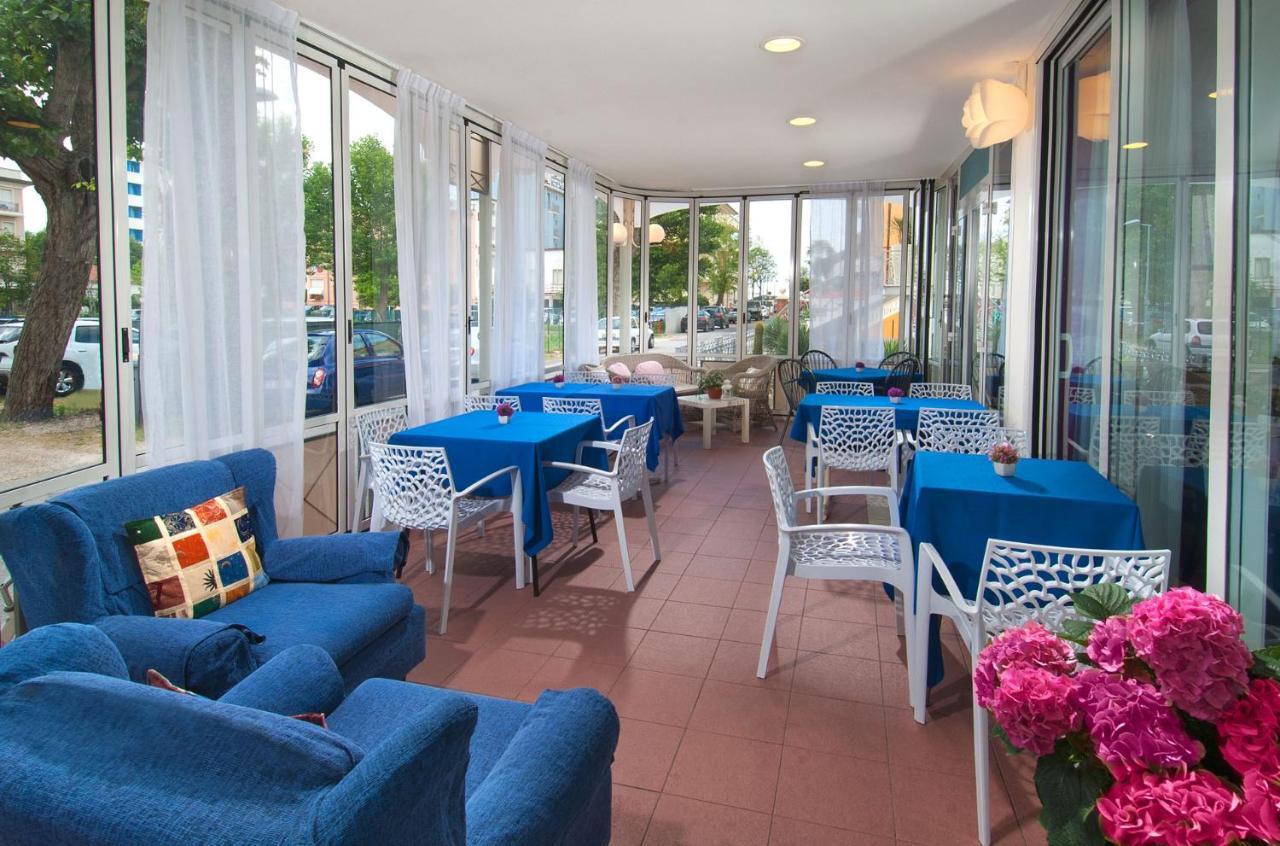 Hotel Cheri 리미니 외부 사진